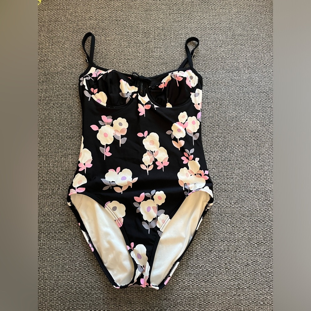 Kate Spade one piece floral swimsuit size medium
